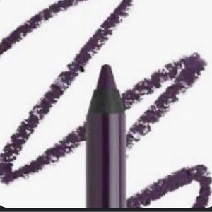 Makeup Geek an Eyeliner “ ROYAL”